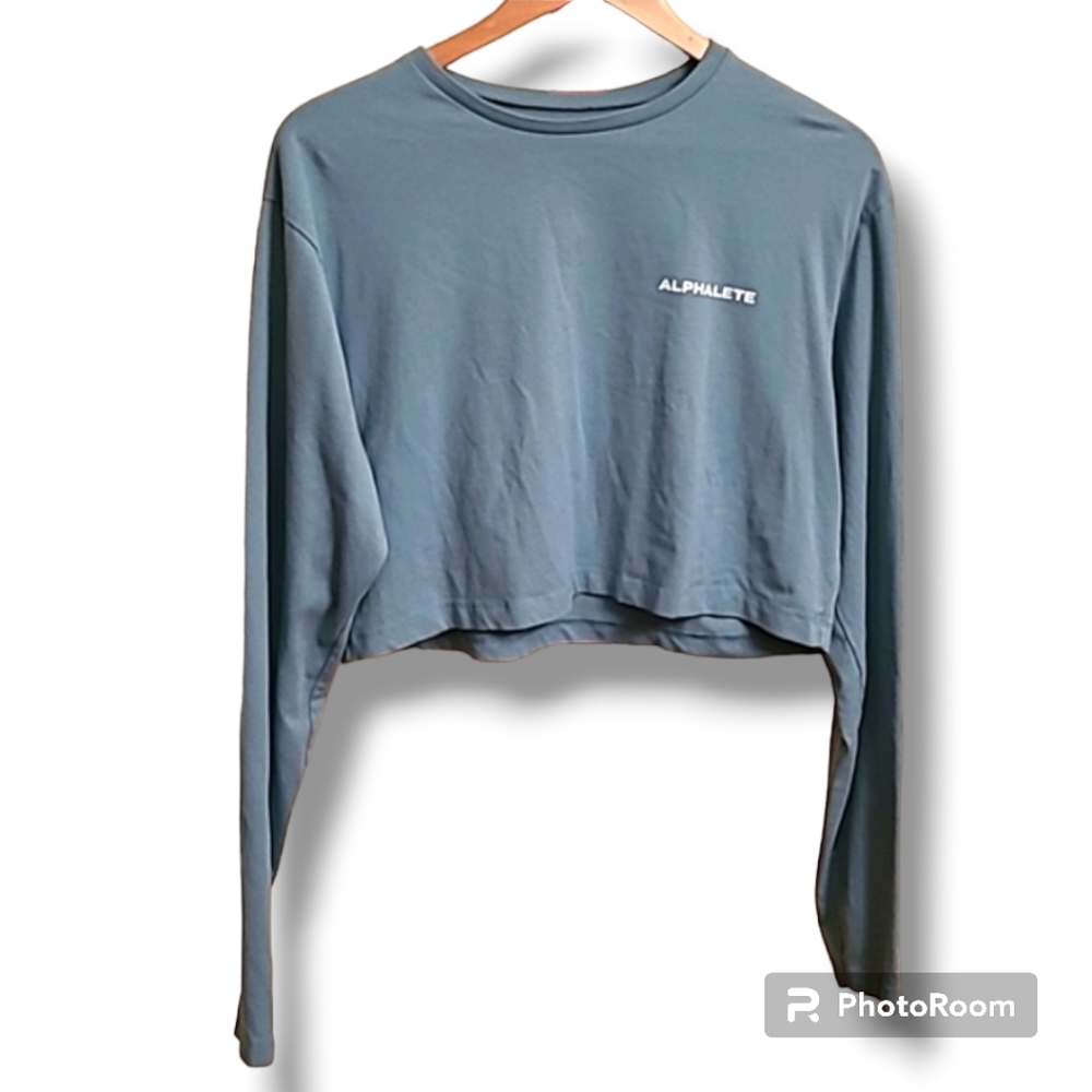 Alphalete Long Sleeve Cropped Tee in Slate Blue